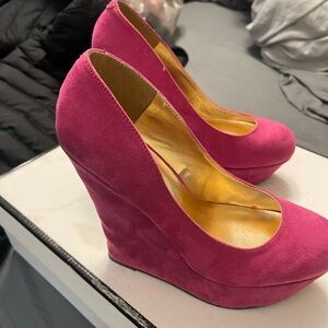 Women's Pink Suede Wedge Pumps - Sleek Platform Heel